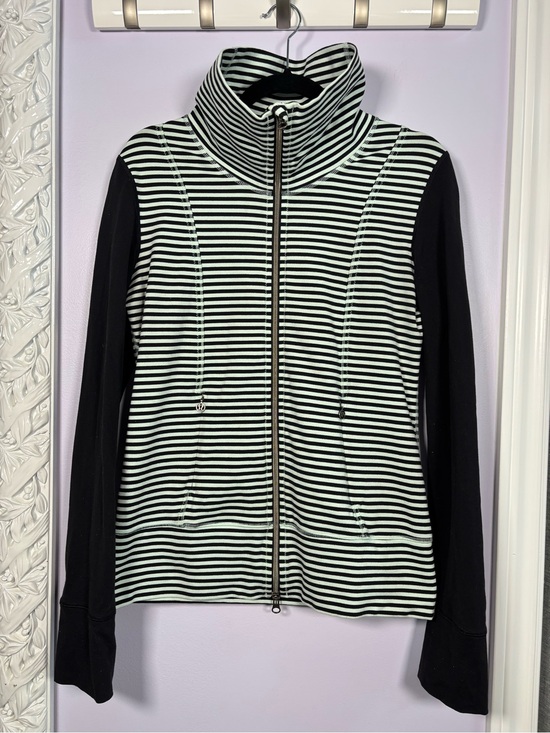 lululemon athletica Jackets & Blazers - lululemon athletica Daily Yoga Mint Green& White Striped Zip-Up Bomber Jacket 8